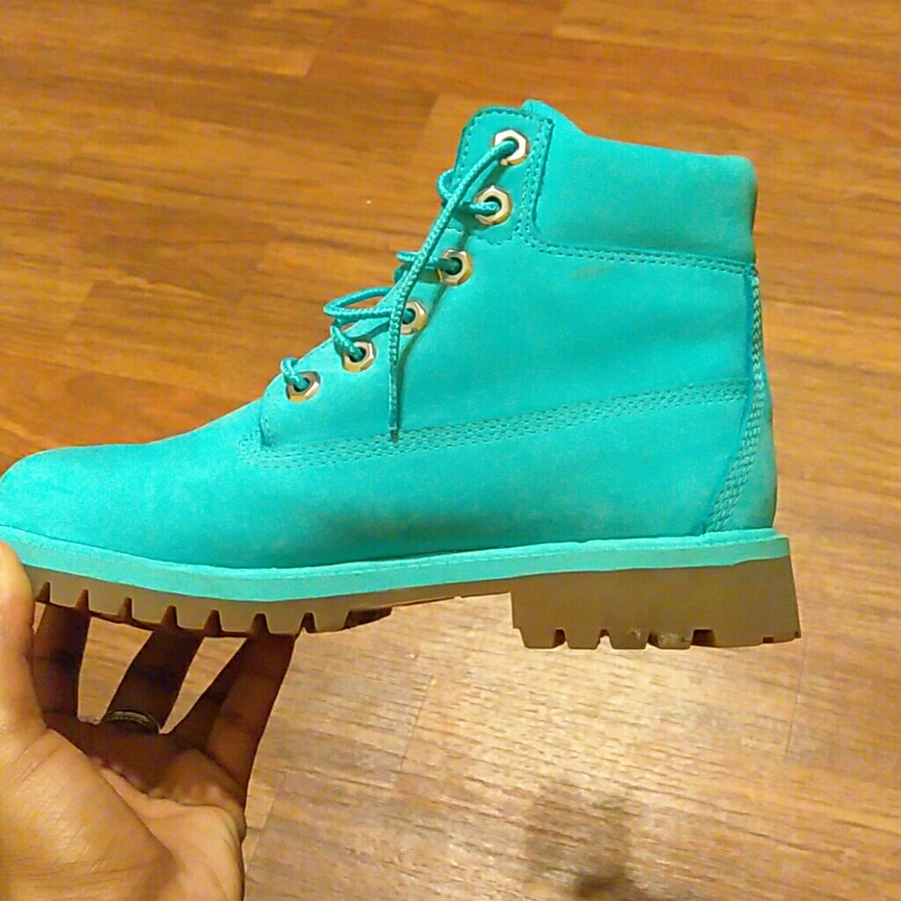 Timberlands - Picture 3 of 8
